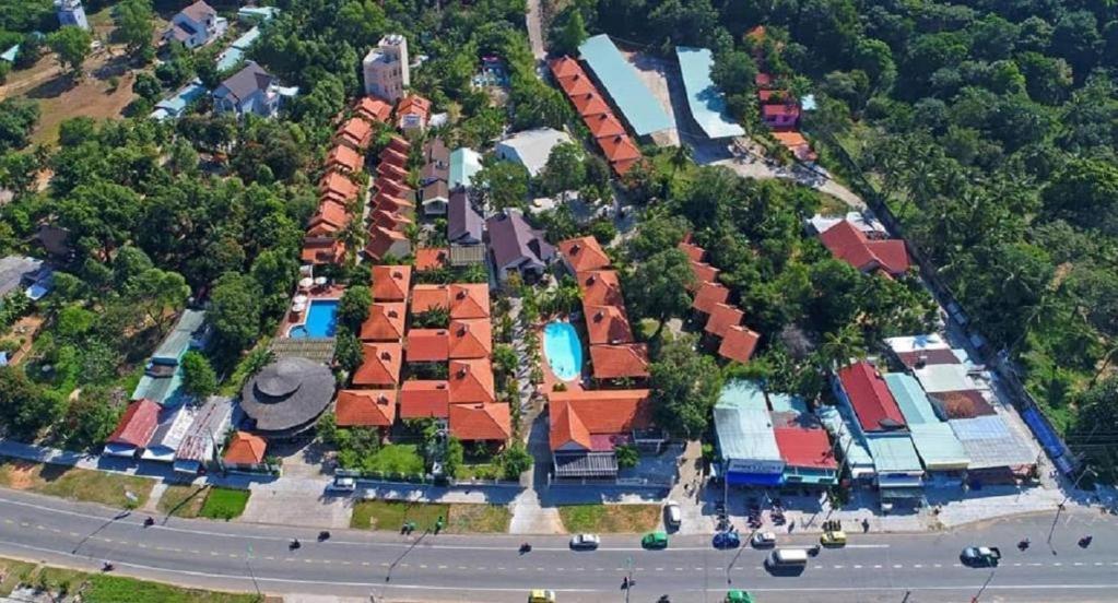 Castaways Resort 두옹 동 외부 사진