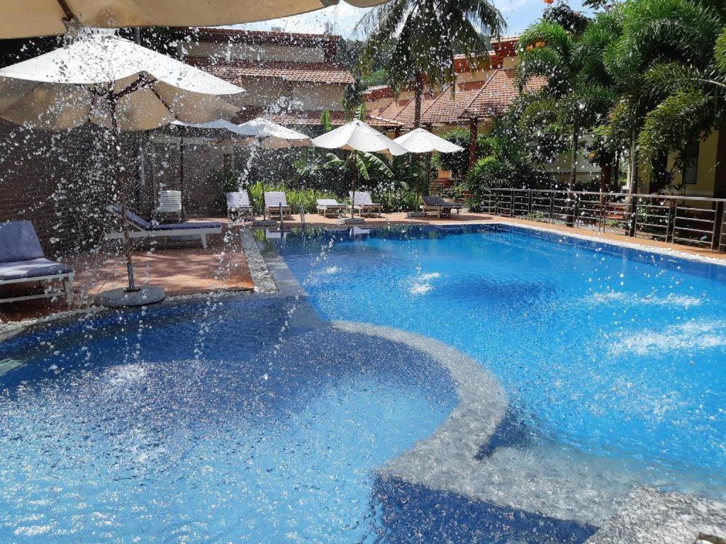 Castaways Resort 두옹 동 외부 사진